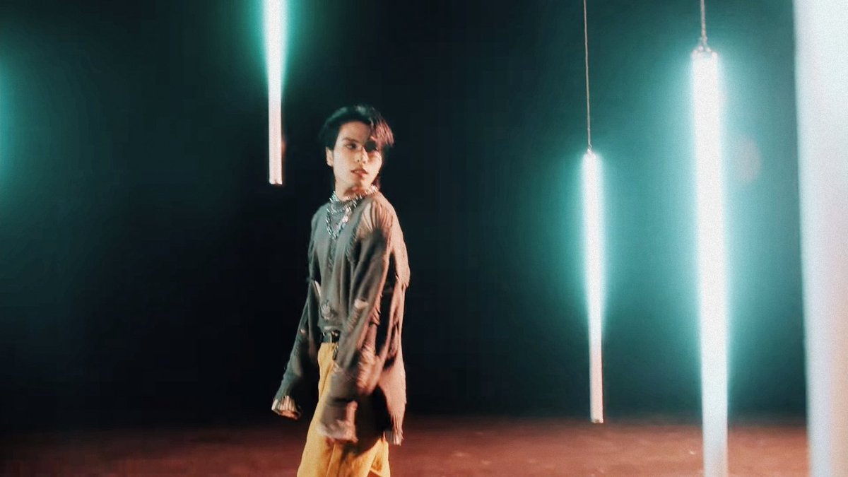cinmelast's tweet photo. 𝗧𝗵𝗿𝗶𝗹𝗹:: #ELAST #yejun #예준 ⋆ ୭ 

#THRILLedToSeeELAST #ELASTTHRILL #ELAST_THRILL #THRILLisComing #엘라스트 #엘링 @ELASTofficial https://t.co/sUYbbg6jjh