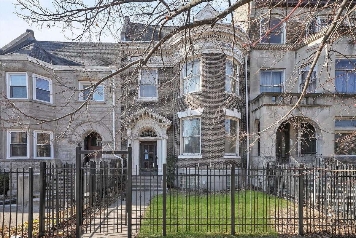 Edgewater Exile on Twitter "This Bronzeville 2 flat still has so so