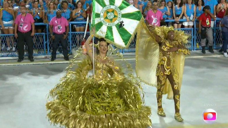 Saiba mais sobre o casal Mestre-Sala e Porta-Bandeira