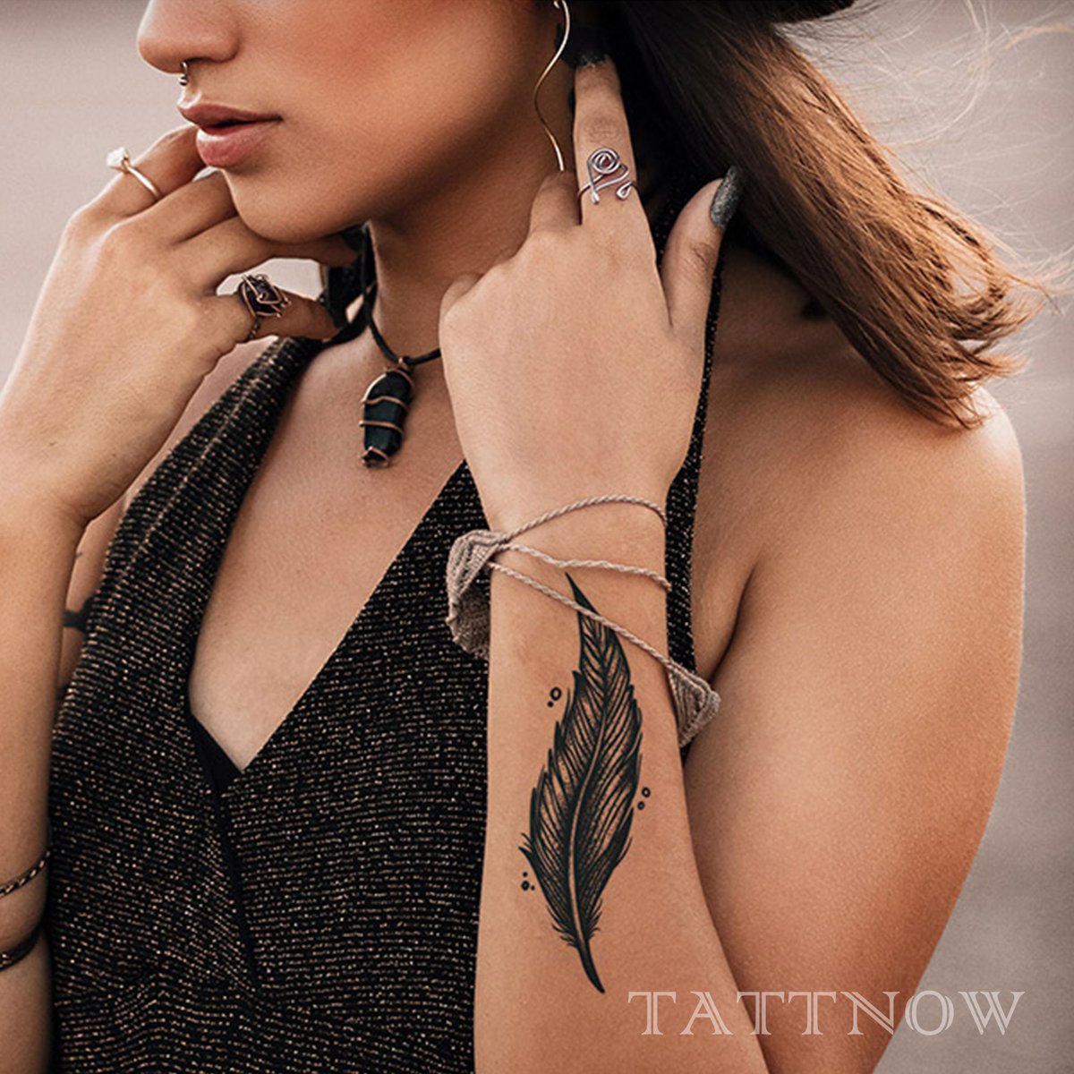 Tattnow's tweet photo. Semi-permanent Tattoo, Feather Tattoo Design, Tattoo Sticker, 13.8cm×4.2cm | 5.4×1.7inch https://t.co/XTDyaHFoiN #black #semitattoo #temporarytattoo #tattoodesign #customtattoo #tattooartprint #faketattoosticker #tattooart #lookrealtattoo https://t.co/cpqWcgRTL8