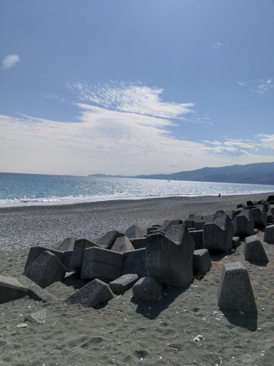 Kenhamo_Satoshi's tweet photo. 今月いろいろ忙しかったけど、
久しぶりの海！生き返る（笑） https://t.co/EfXX7E79ZO