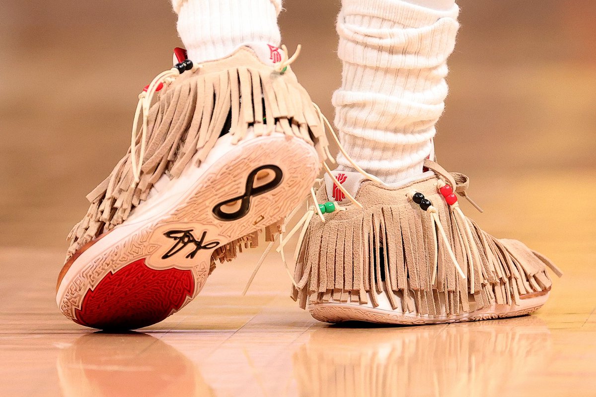 Complex Sneakers tweet media