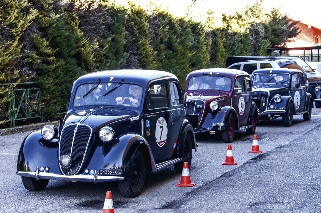 AutoClassicNews's tweet photo. Winners and prize-winners Coppa Città della Pace 2023:
🥇Guido Barcella/Ombretta Ghidotti
🥈Alberto Scapolo/Giuseppe Scapolo
🥉Lorenzo Turelli/Mario Turelli https://t.co/zH4uWVhHvU