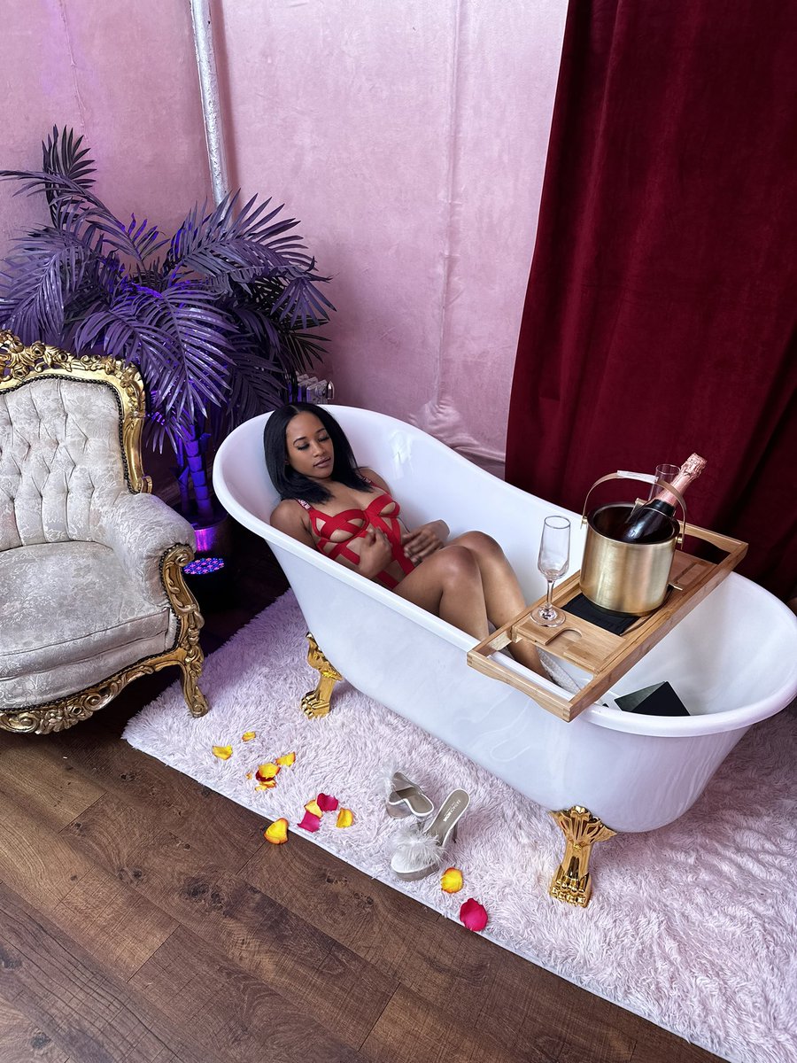 BossBabeDes's tweet image. DEDICATE - SHELTON J (SHOT AND DIRECTED BY OFFICIALSPS) youtu.be/c942958s8bQ via @YouTube
#CheckItOut #NewVideoDrop #Model  🔥💫💪🏽