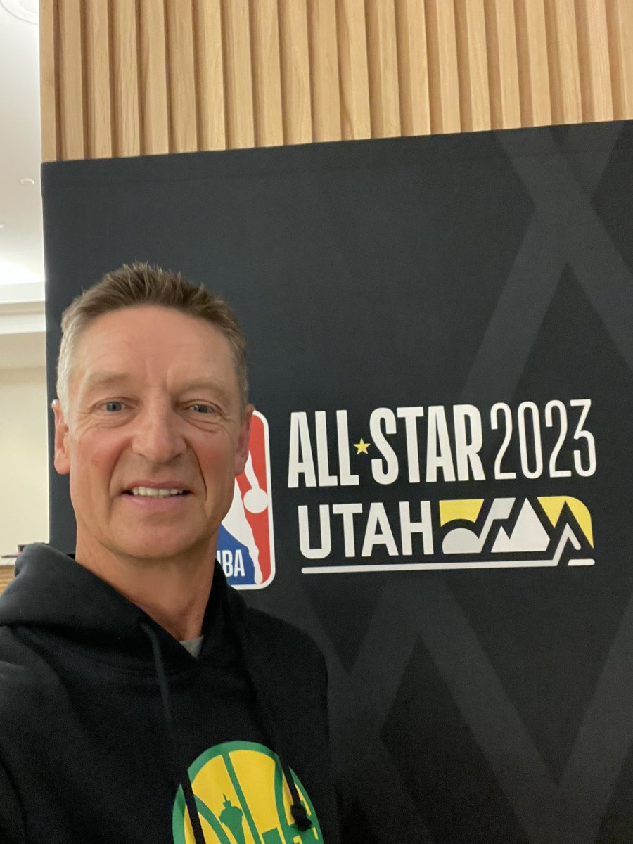 Dschrempf's tweet image. Represented all weekend long at #NBAAllStar #BringBackOurSonics