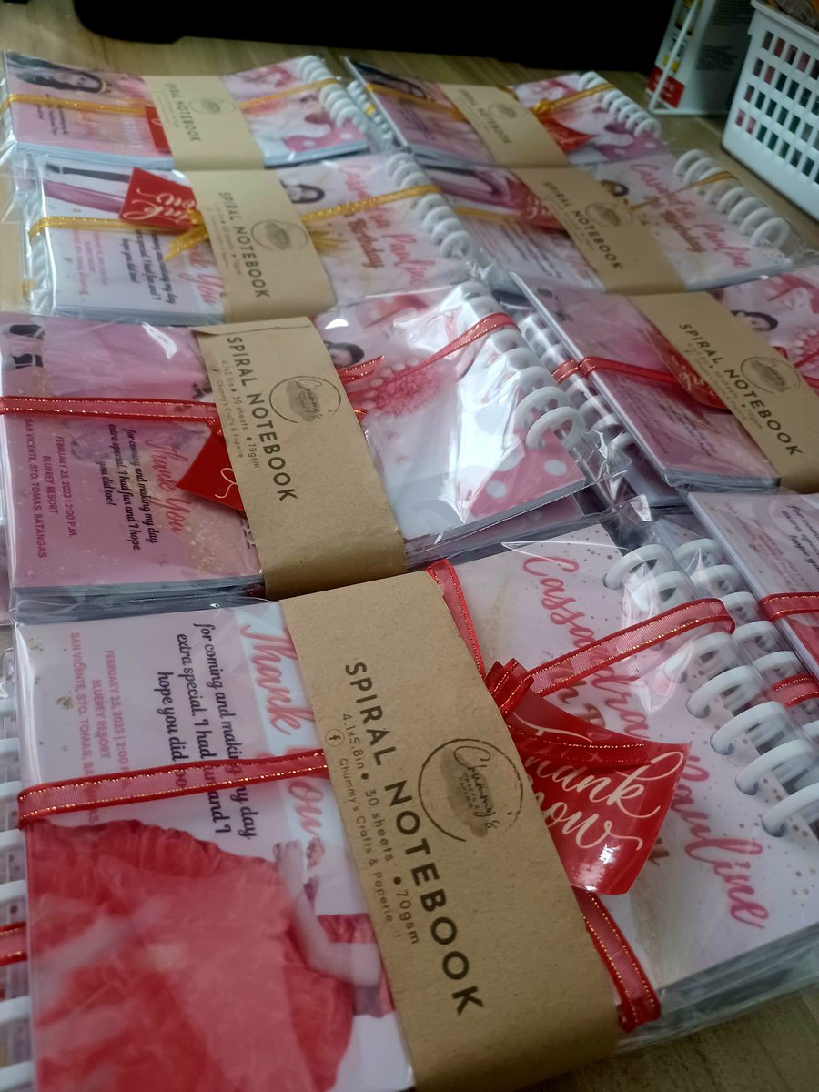 chummyscraftz's tweet photo. 40pcs Spiral Notepads are finally done! These princess-themed birthday souvenirs are bound to Batangas  #personalizedsouvenirs  #personalizedph #personalizeditems  #personalizednotepad #notepad #birthday  #birthdaysouvenir   #crafts #crafters #smallbiz #supportsmallbusinessowners https://t.co/ZQoj2EsRP0