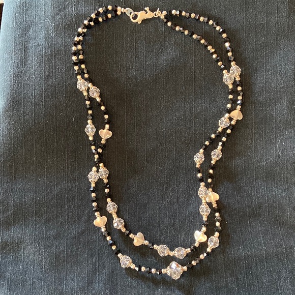 babs2sexy's tweet photo. So good I had to share! Check out all the items I'm loving on @Poshmarkapp from @moniqueyscloset #poshmark #fashion #style #shopmycloset #monet #sundry: https://t.co/aG3edK0S5b https://t.co/dZJKsCTpF7