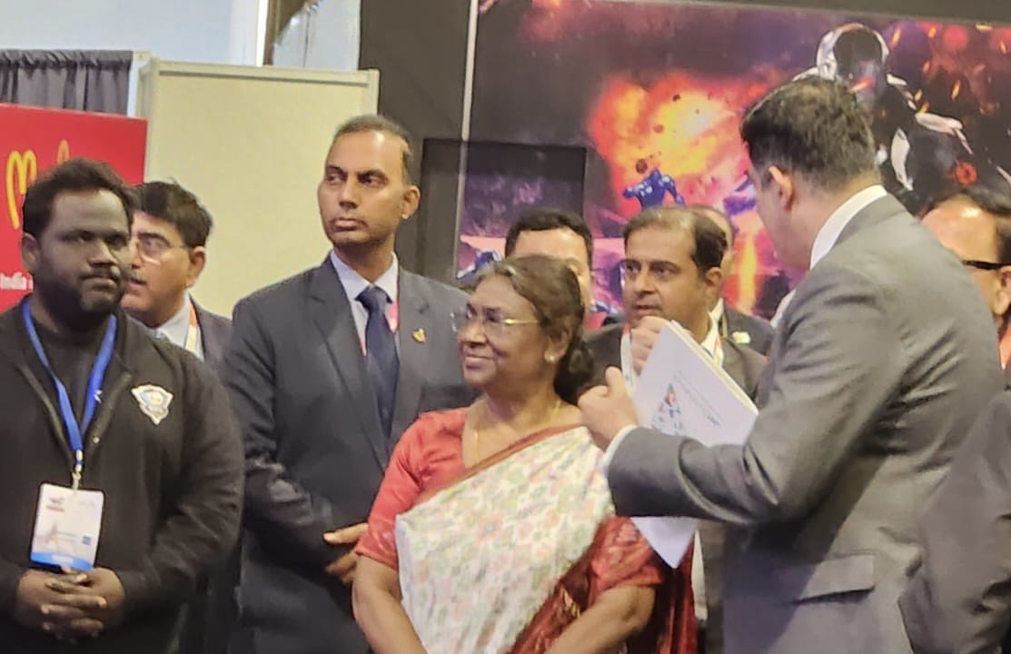 shivanandysky's tweet photo. A once in a lifetime achievement for me in my life. Our Hon. President Smt. Droupadi Murmu, in the presence of Hon Heavy Industries minister Mahendra Nath Pandey visited Microsoft #SkyesportsGrandslam powered by AMD. The event took place at the JetSynthesys Arena in IGS, Delhi. https://t.co/gxjkfNvryA