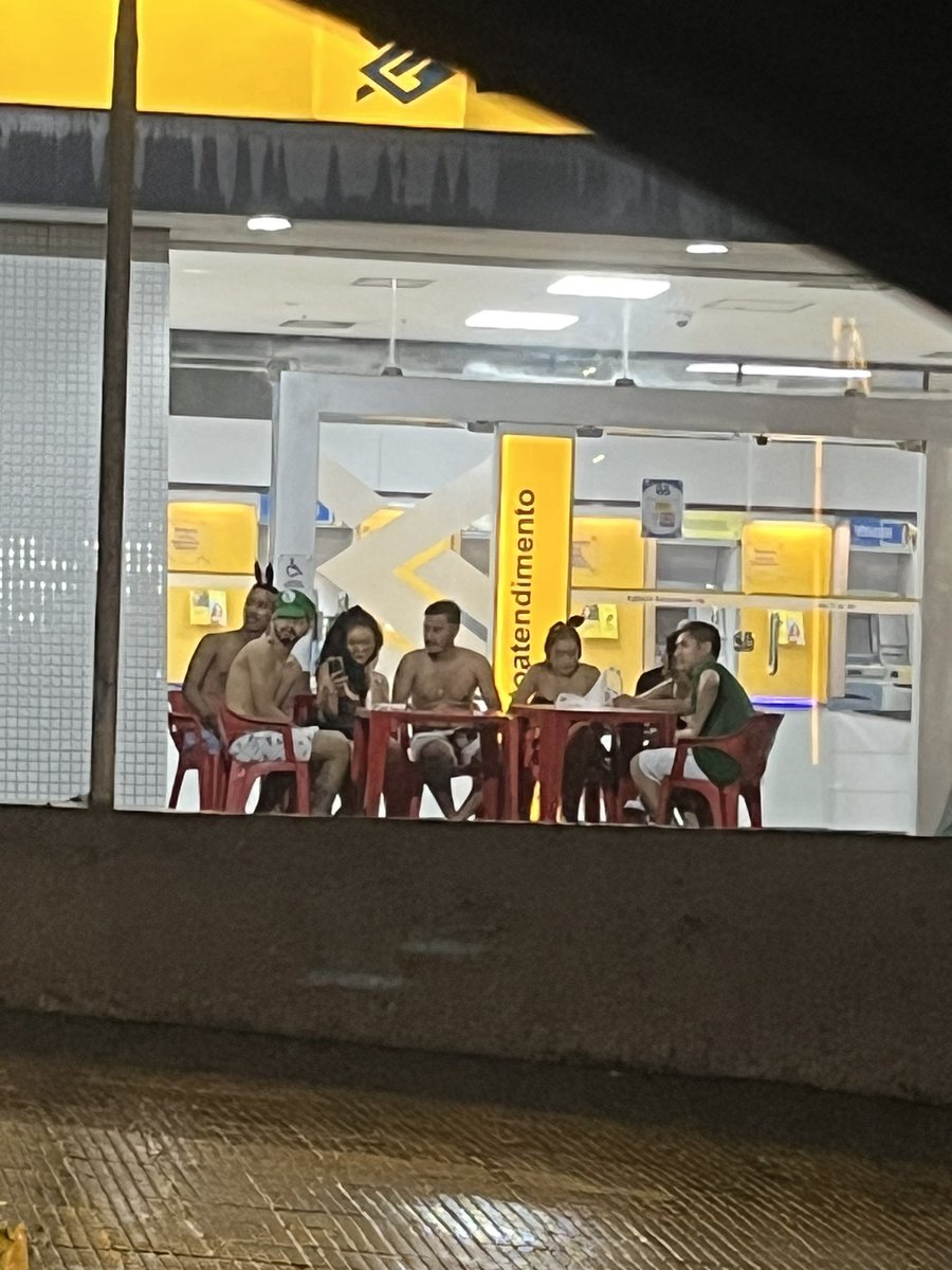NÃO SOU EU CARA 🫣 tweet media