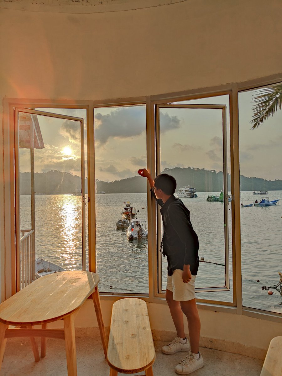 MayMerica's tweet photo. ความรักไม่ว่าจะจบแบบไหน
ถ้าเกิดขึ้นแล้ว…มันคงงดงามเสมอ 🌞⛵🌴

#แคปชั่นเด็ด #แคปชั่นอกหัก #แคปชั่นน่ารัก  #แคปชั่นภาษาอังกฤษ #แคปชั่นโสด #แคปชั่นตลก #แคปชั่นกวนๆ #แคปชั่น2023 #คําคมความรู้สึก #คําคมความรัก #คําคมชีวิต #คําคมกวนๆ #แคปชั่นอ่อย https://t.co/UdYCdvlUWV
