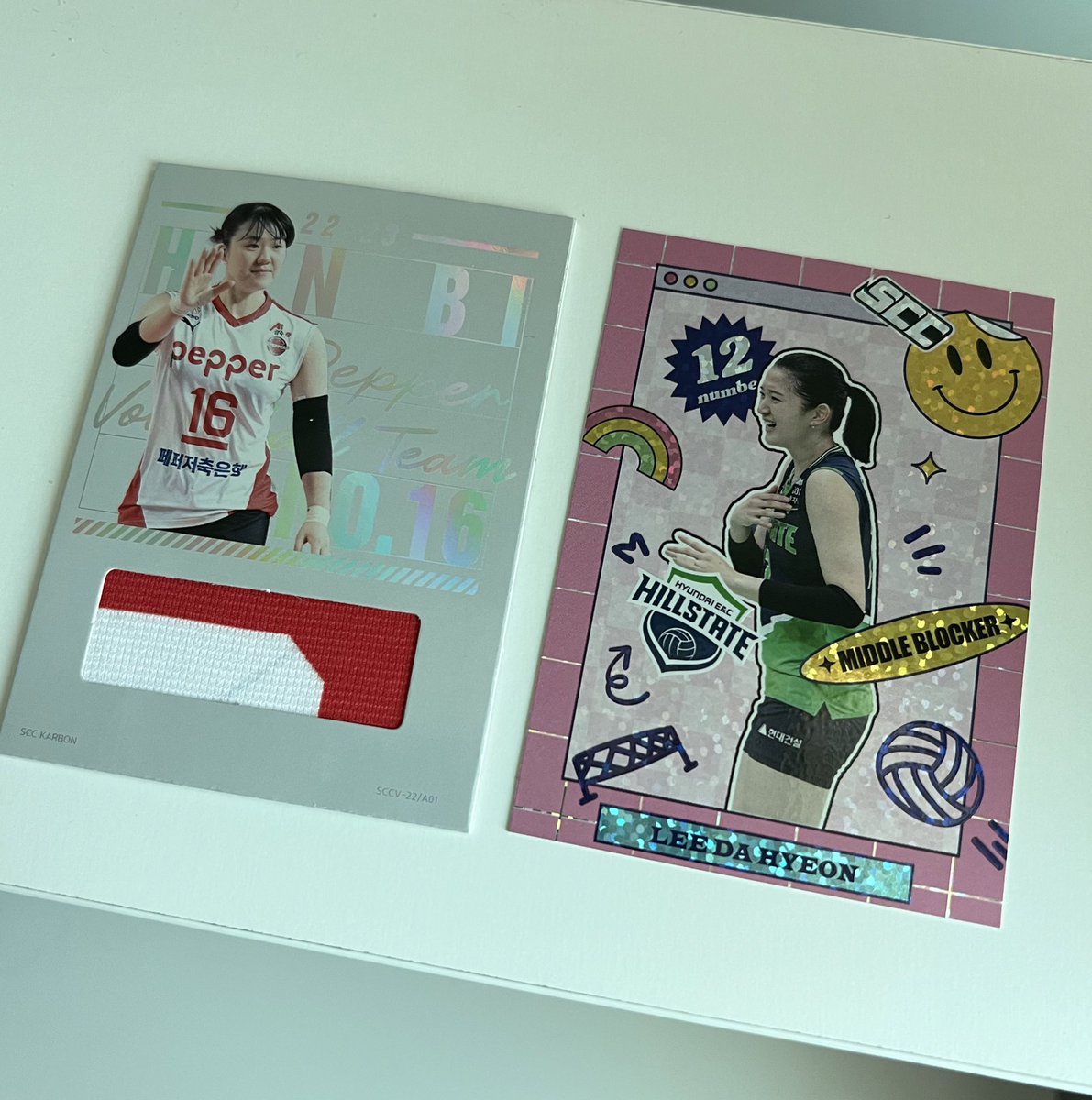 코보카드 교환!! 구해요 

저: 이한비 선수 저지 + 이다현 선수 키치 
😇: 이진 선수 오토

두 카드로 이진 선수 오토 구해봅니다!
교환 안 구해지면 양도도 따로 가능해요!
디엠 주세요 👍🏻♥️

여자배구 여배 kovo ibk 기업은행 아비케 페퍼 현건 현대건설