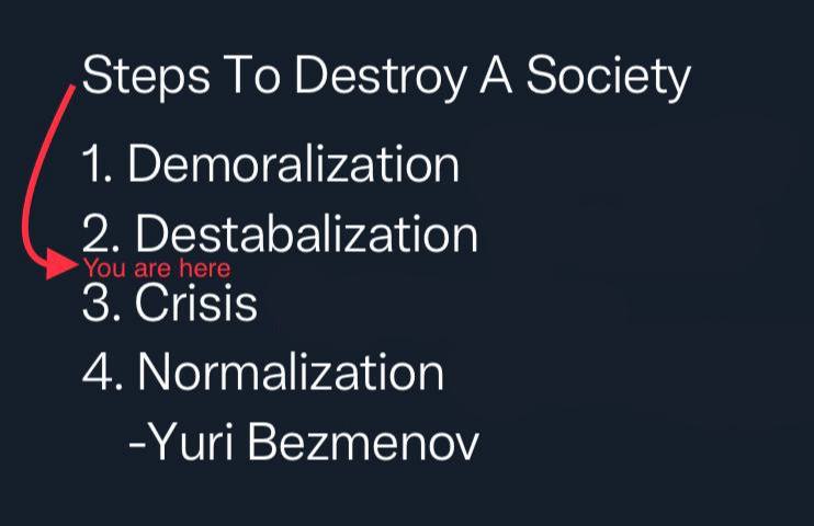 SupposedlyKevin tweet media