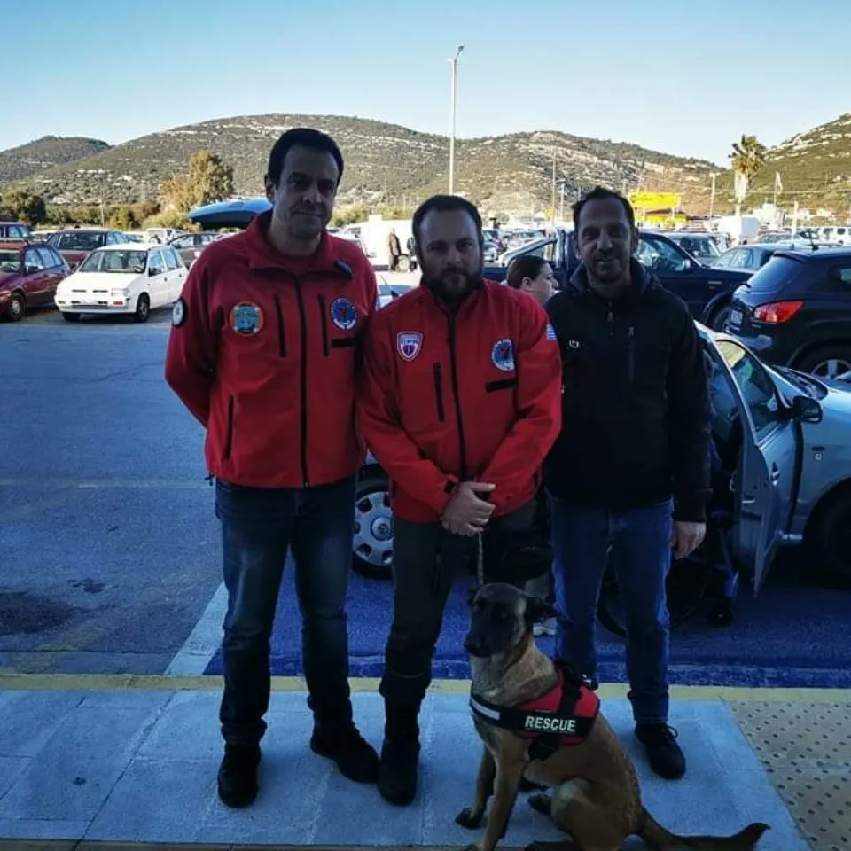 Επιστροφή διασωστικού μας σκύλου speedy με τον συνοδό Πραξούλη Θανάση, από την Τουρκία.