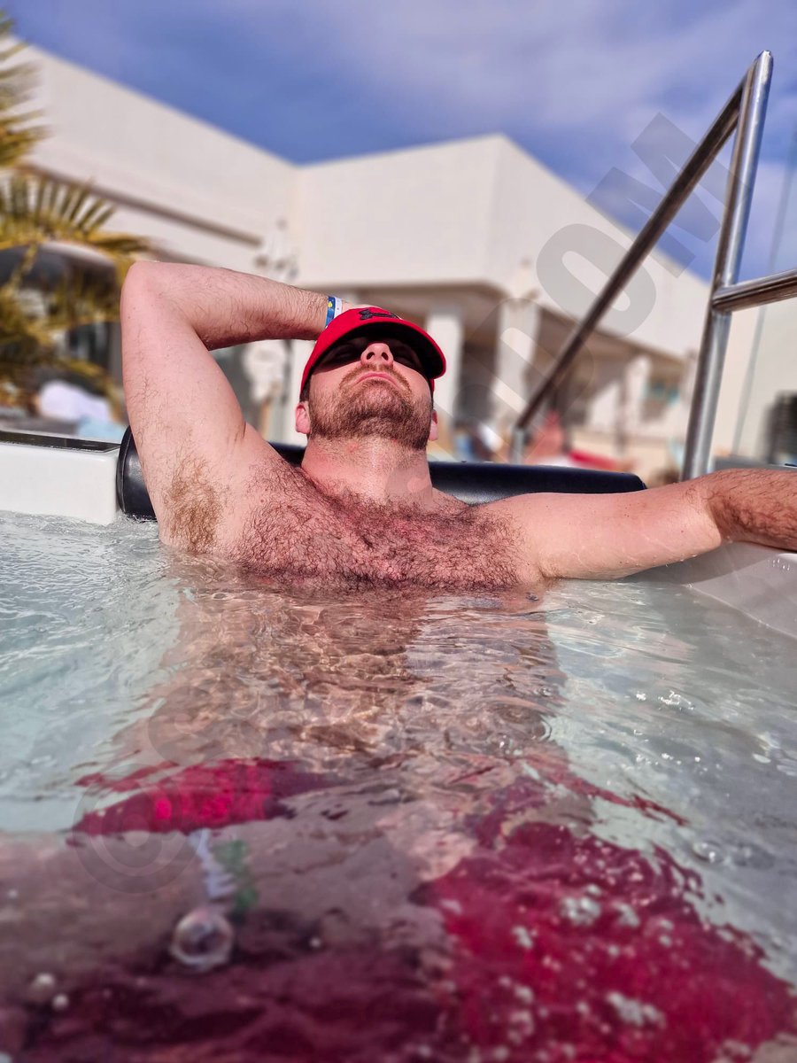 Str8ish DOM tweet media