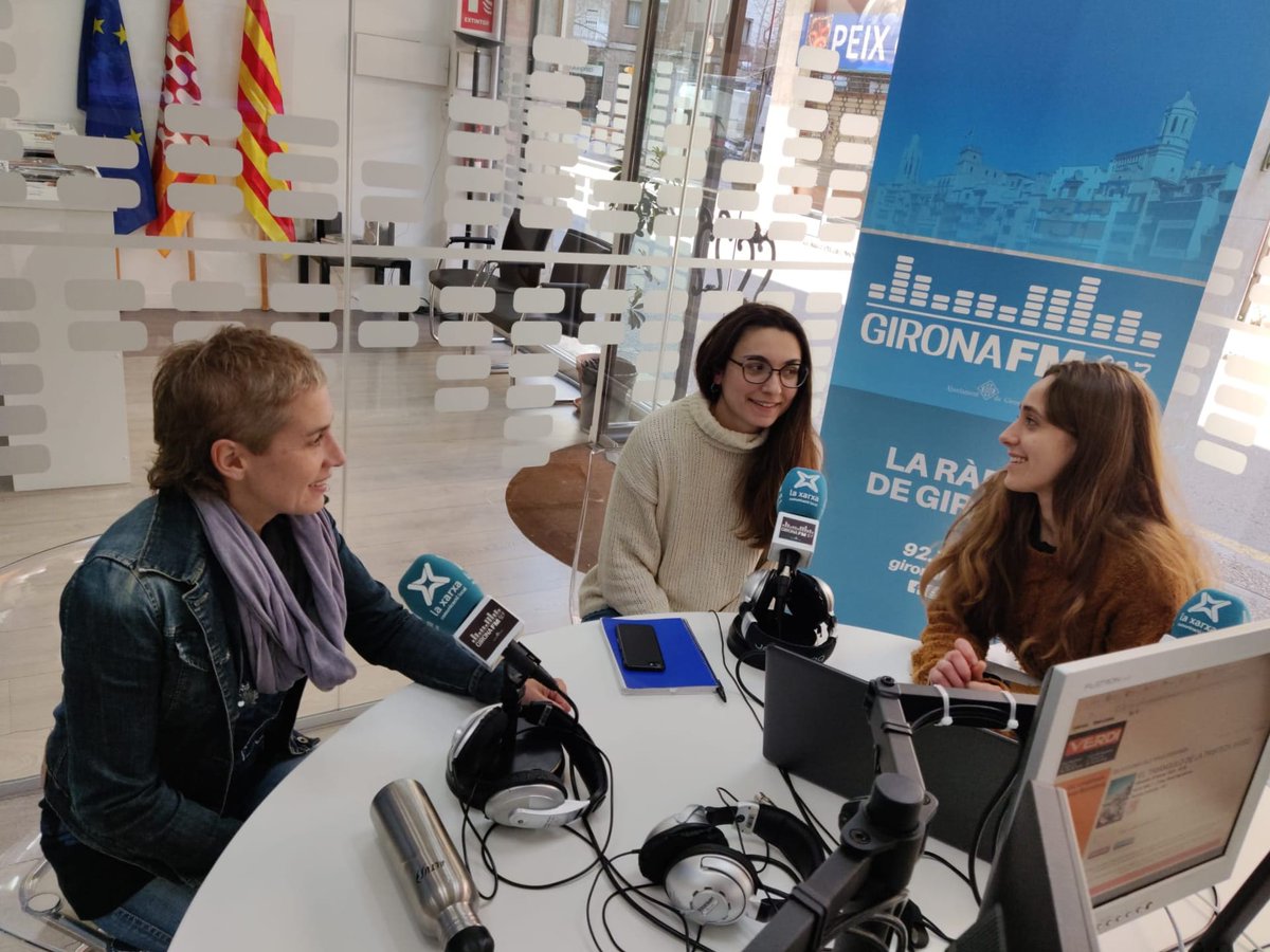 🏀Divendres passat, <a href="/EmmaGranyer/">Emma Granyer</a> i <a href="/laclarajulia/">Clara Julià</a> van conversar amb Laura Antoja, actual 2a entrenadora de l'<a href="/unigirona/">Spar Girona</a> . Una entrevista en profunditat per parlar de la seva trajectòria professional com a jugadora i del moment actual de l'equip.
▶️go.ivoox.com/rf/103355613
