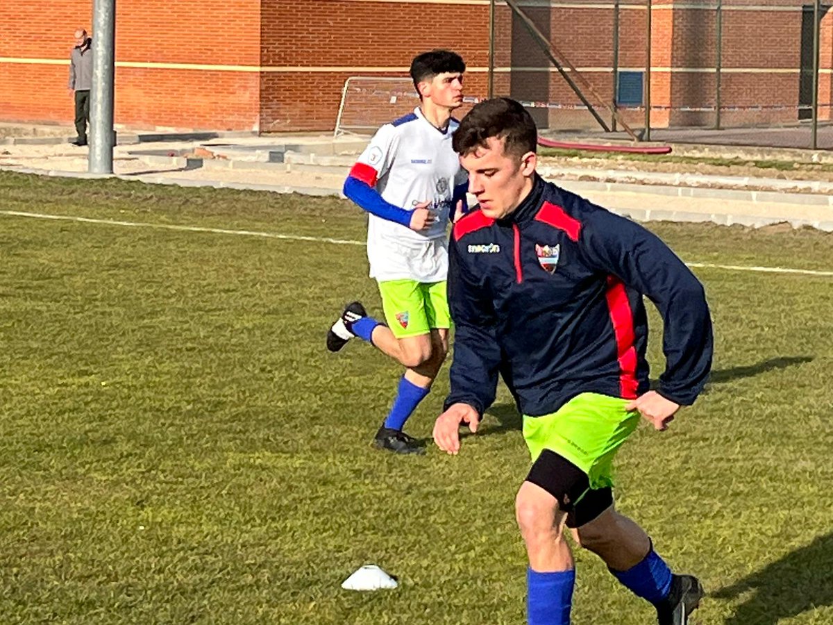 BalmasedaFC's tweet photo. El Promesas está de dulce! Ayer reafirmó el liderato después de vencer al Menes por 1-2. Zorionak katxorros 👏 https://t.co/cXeQcwqtKu