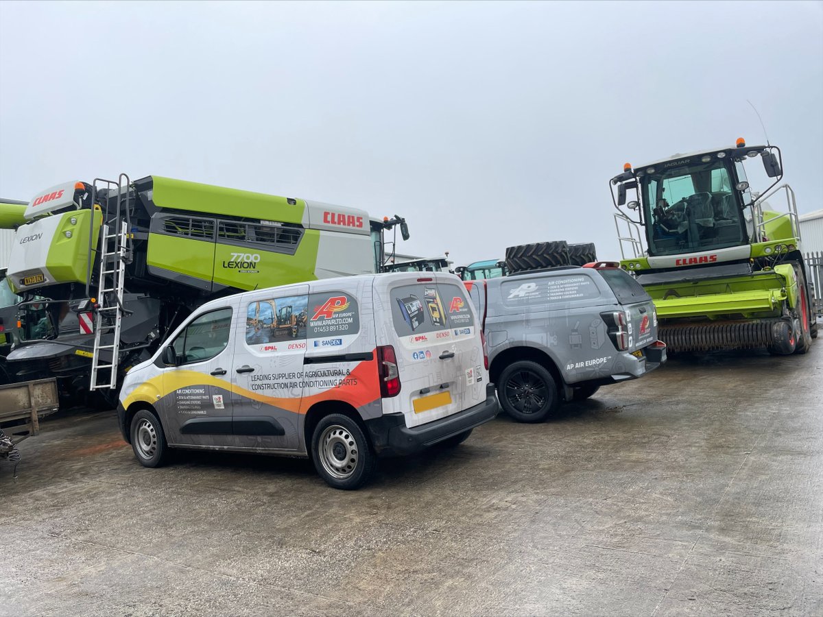 APAIRLtd's tweet photo. Mission complete!
🚚 The day’s still young but Mike &amp; Lauren have already made it down to Cornwall delivering an #Oksys #R134a #Agrilite to #Hamblys – Redruth. Many thanks for the business.
AP Air – Customer service you can rely on 🙌
#airconmachine #acservicemachine #AgTwitter https://t.co/umxTVdnA5o