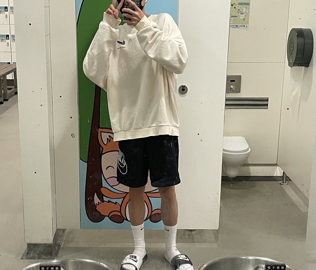 tkyyuuu's tweet photo. 🥺🥺就快冇人識我再唔po 吓嘢 
Retweet 吓🥺🫶🏻 https://t.co/l5ri4csbZP