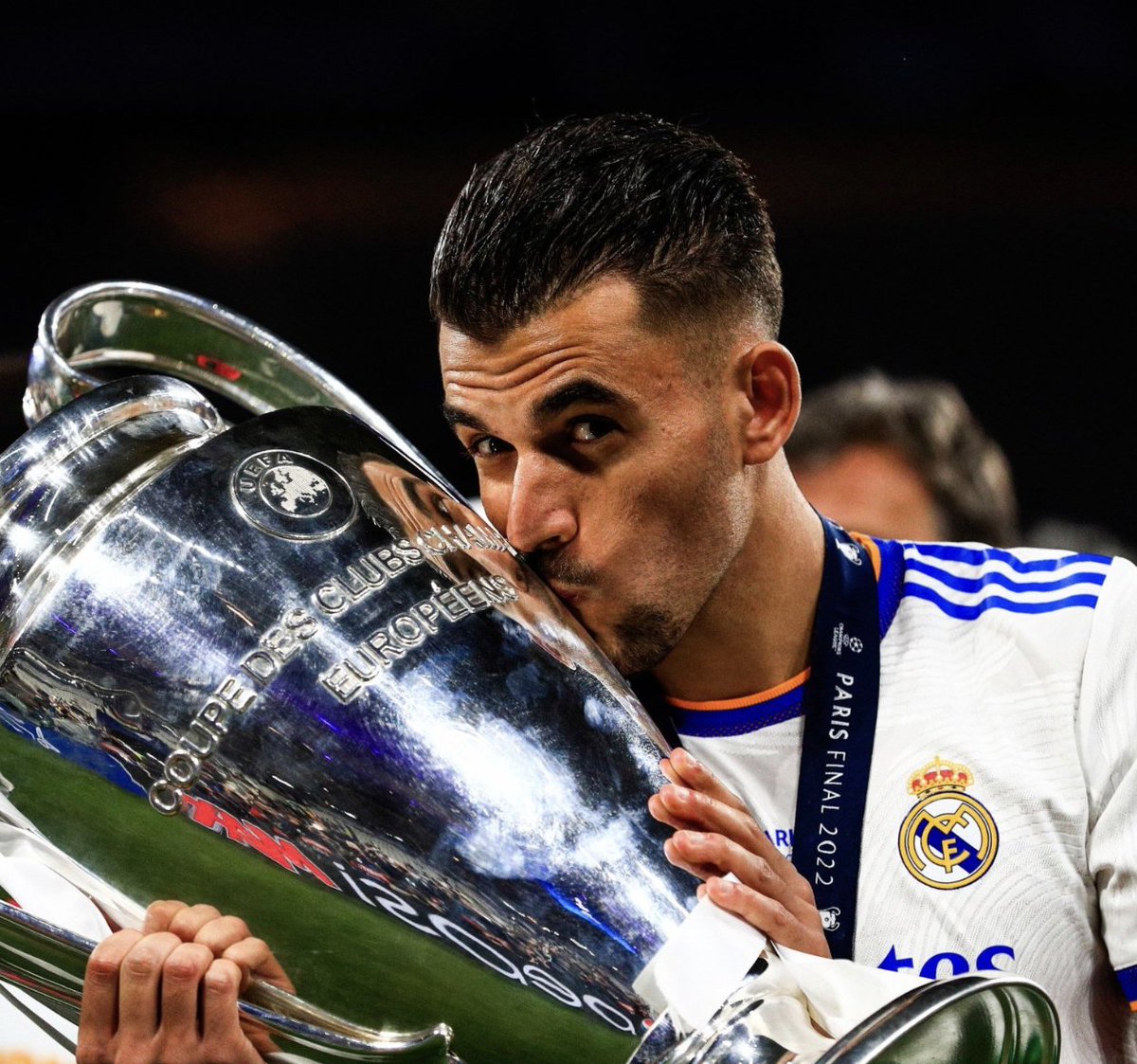 🚨 Bayern Munich want to offer a contract to Dani Ceballos!

His Real Madrid deal runs out in the summer.

(Source: @MatteMoretto)