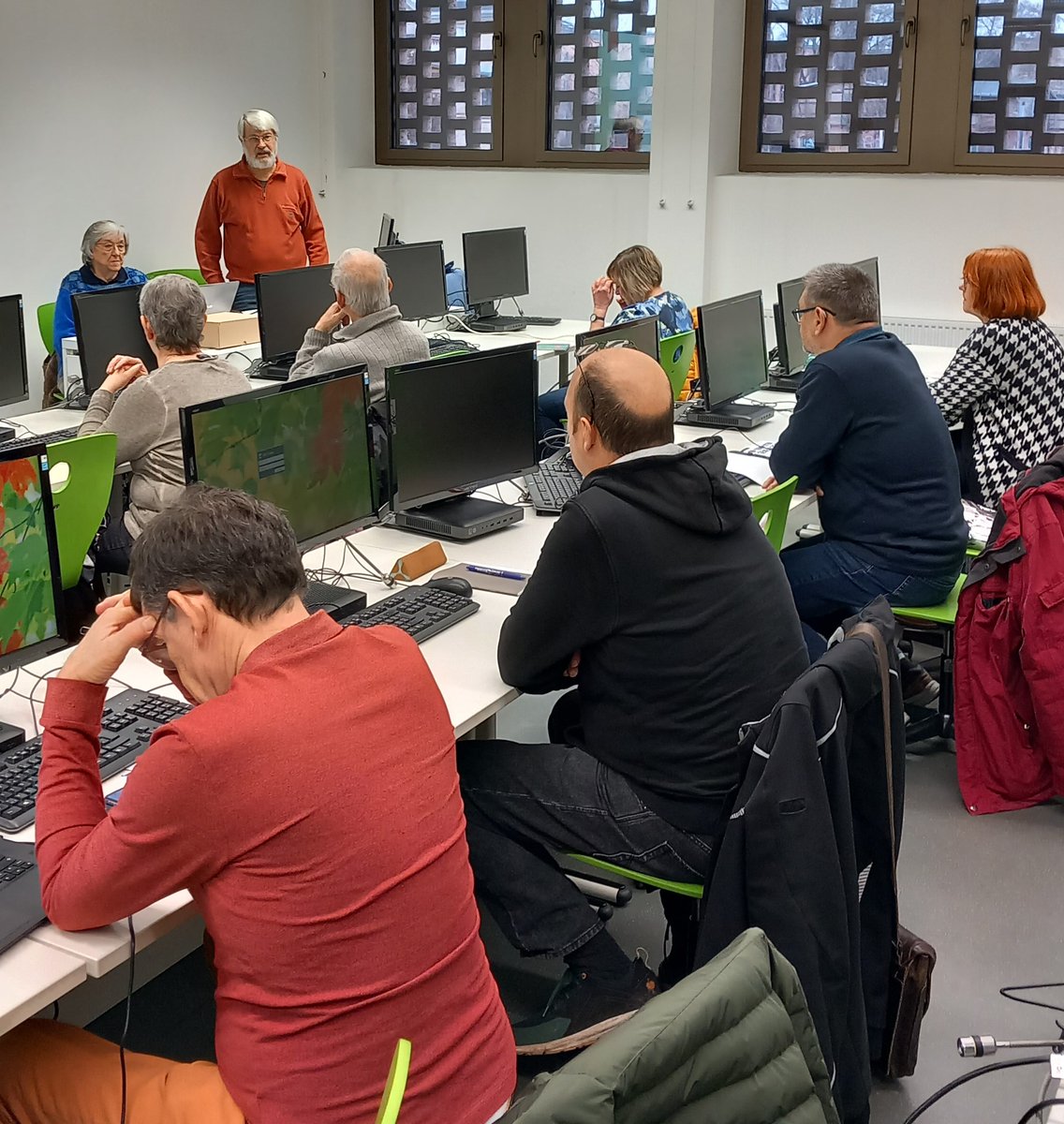 4. Grundlagenkurs “Weiterbildung von Ortschronist*innen und Heimatforscher*innen” erfolgreich beendet heimatforschernetz.lhbsa.de/2023/02/20/4-g… 
Der 5. Grundlagenkurs startet am 9.9.2023. Anmeldung und Informationen unter: info@lhbsa.de oder telefonisch unter: 0345/2928610.