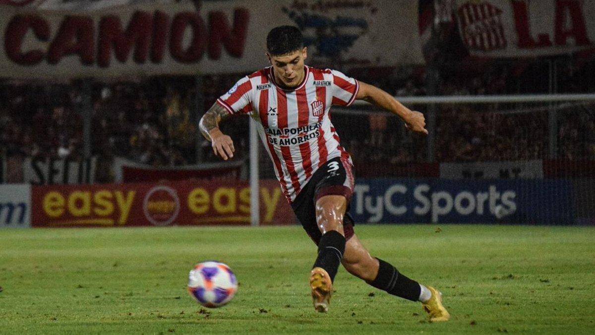 #Deporte El Santo visita a Nueva Chicago
m.facebook.com/story.php?stor…