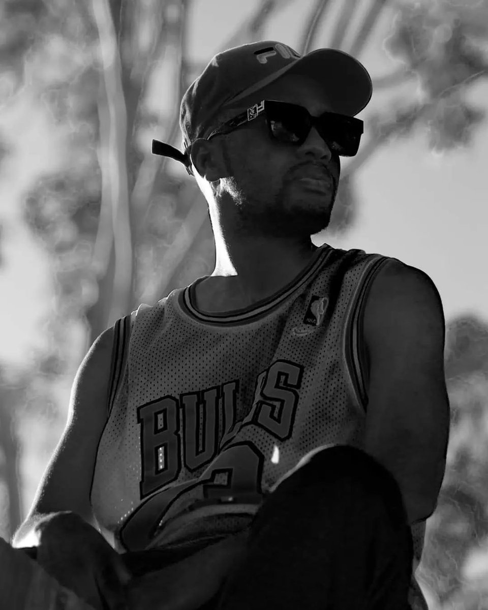 TheVinnieKing's tweet photo. #NewProfilePic https://t.co/EXM426r5pn