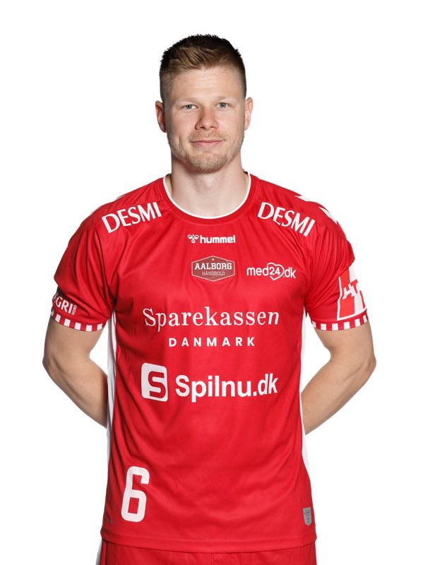 FeilSperre's tweet photo. Ny pod ligger klar der du hører podcast. 
@SBarthold leverer strøkent om @HaslumHK - Aalborg - Norge og alt i mellom

Apple: https://t.co/cTkYRBVEFC

Spotify: https://t.co/mZbsdHjAH1 https://t.co/VqH8pSd2wL