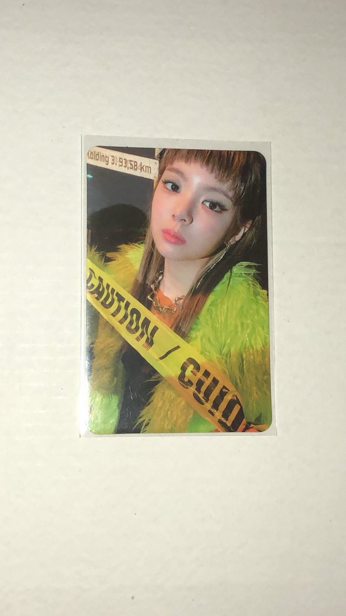 shi_bns's tweet photo. ꒰ wts lfb ph  #shiisellz ꒱ 

itzy lia guess who photocard

♡ 100 + fees
♡ payo | 48 hrs
♡ onhand 
♡mod: jnt
♡loc: laguna

dm/reply to claim

#. Itzy lia guess who pc https://t.co/1ERETxa8wV