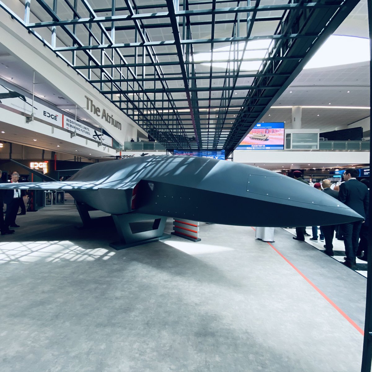 agneshelou27's tweet photo. Debut of Jeniah and Air Truck autonomous systems by #Emirati Edge group #UAE #idex #defense #idex2023 https://t.co/HGNqPfsbk5
