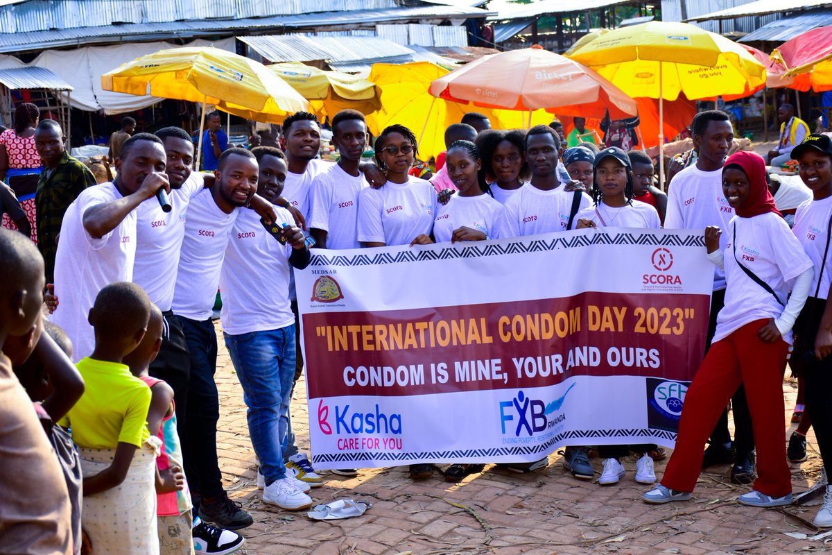 Our <a href="/scora_medsar/">SCORA_MEDSAR</a> in partnership with KASHA Rwanda <a href="/FXBRwanda/">FXB Rwanda</a>, <a href="/sfhRwanda/">Society for Family Health Rwanda</a> celebrated International condoms Day at Rango market in <a href="/HuyeDistrict/">Huye District</a> raising awareness of using condom as one of the trusted contraceptive and explained its availability.
#SCORAngels   #WeAreMEDSAR