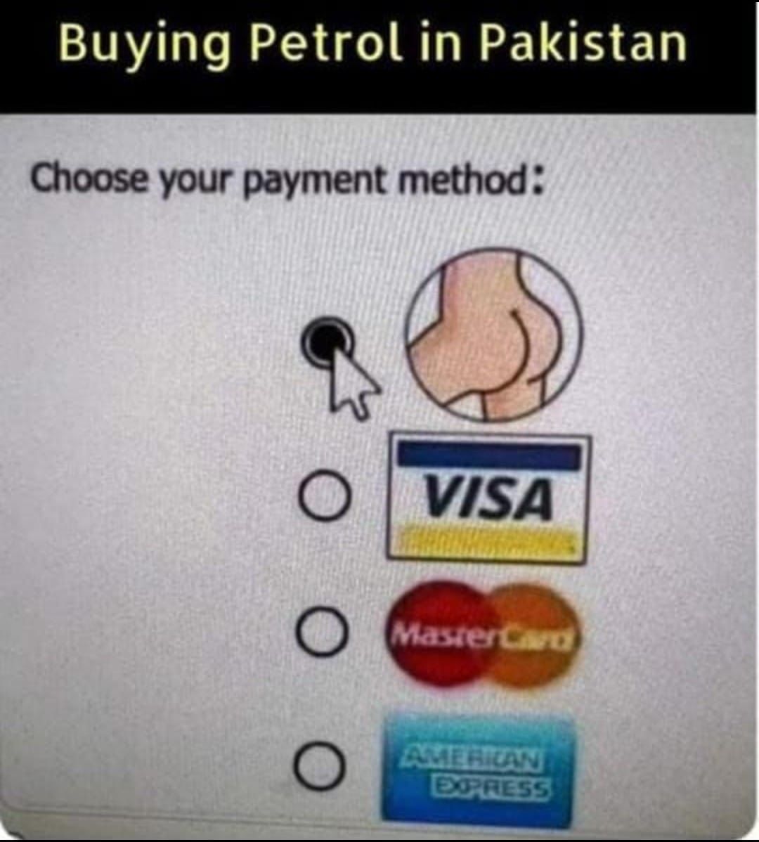 godwinostin's tweet image. Fuel crisis in Pakistan . 
#PakistanBankrupt 
#PakistanEconomicCrisis 
#TwitterforAndroid