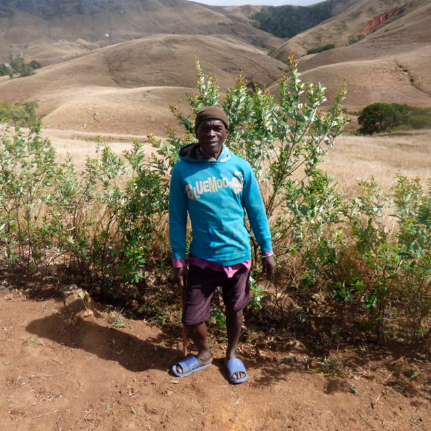 IUCNsos's tweet photo. 50 km of firebreak now surrounds the forest of Ivohiboro and more than 6โ000 employment opportunities have been created by one of our projects in Madagascar!
#KeepNatureStanding @PConservancy
https://t.co/Xuf3RC8mb4 https://t.co/hp2B6fPaFh