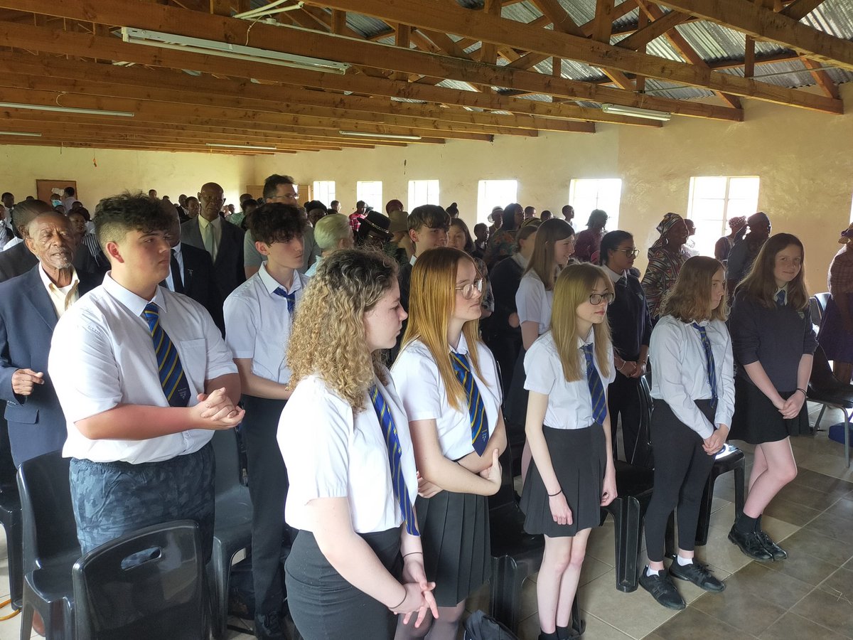 Day 1 at Moyeni HS: After a good night's rest, <a href="/glanymorschool/">glanymorschool</a> students ready to attend the school's church service, meet and spend time together with their Basotho peers 🇱🇸 🏴󠁧󠁢󠁷󠁬󠁳󠁿 <a href="/DolenCymru/">Dolen Cymru Lesotho</a> <a href="/TaithWales/">Taith</a> <a href="/CarmsYSS/">Carmarthenshire Youth Support Service</a> @intlinks_global