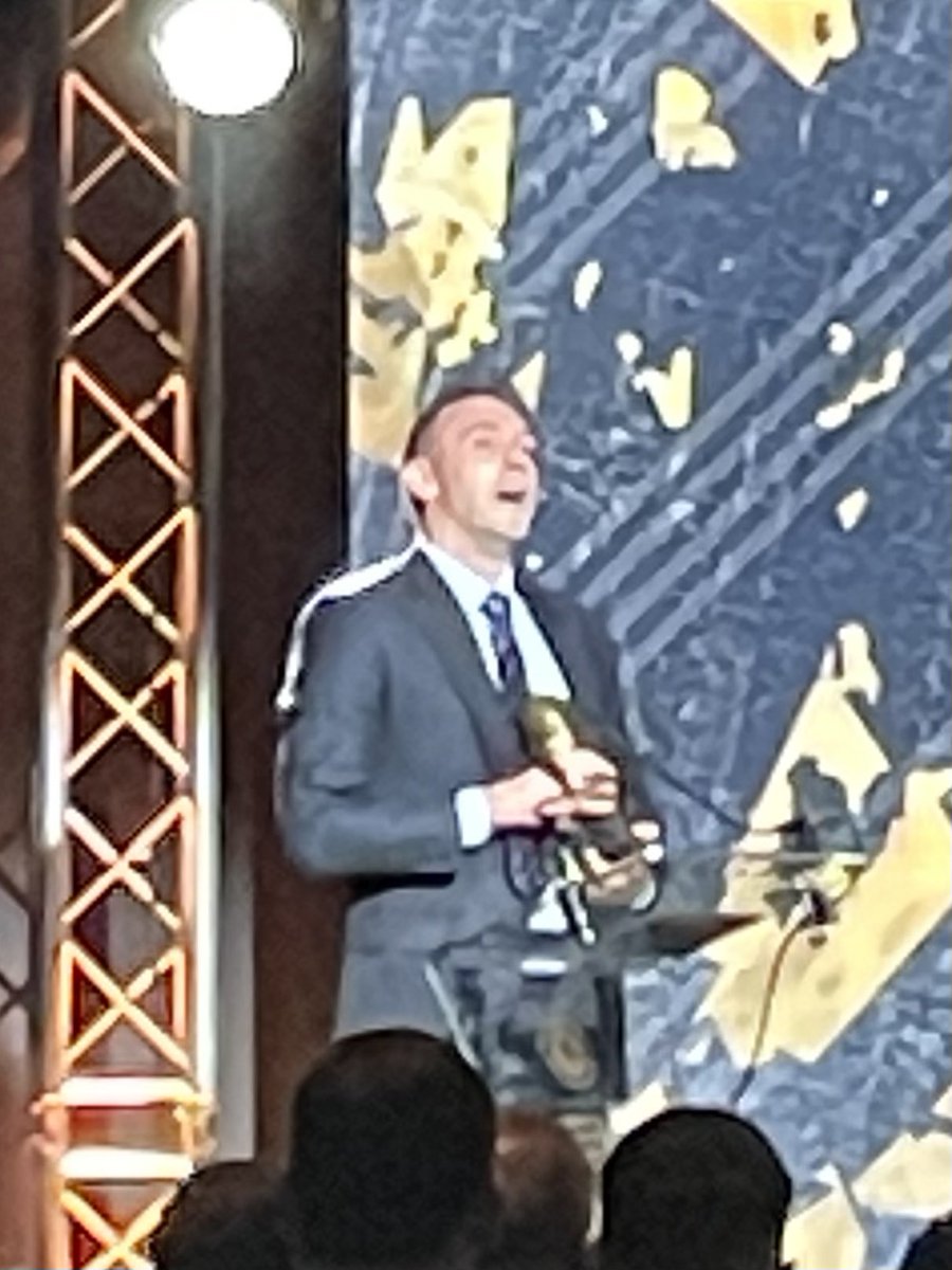 Karen Watson tweet media