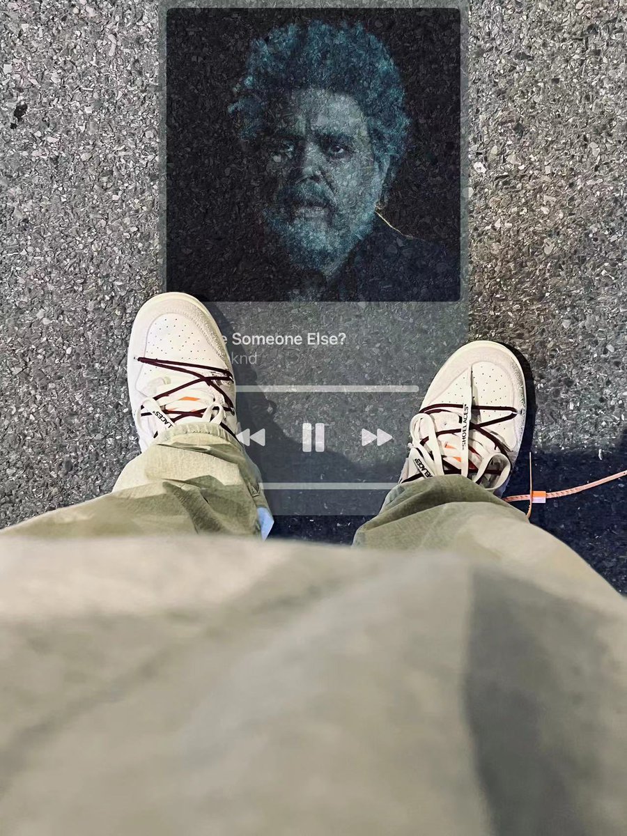 lnnnfng's tweet photo. 🎧=my life https://t.co/m2D0h2T7DX