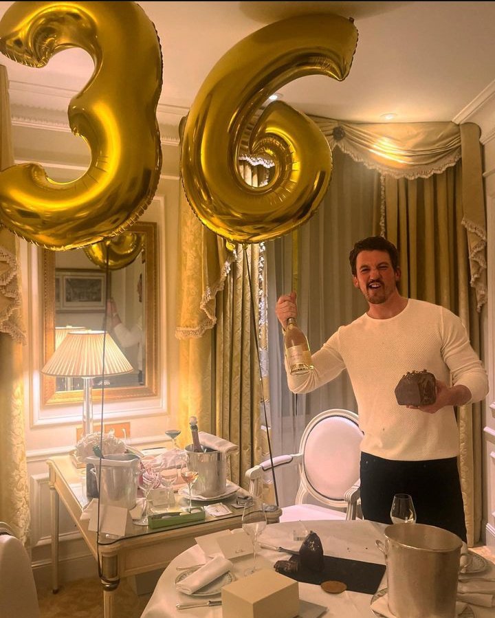 Happy birthday miles teller! 