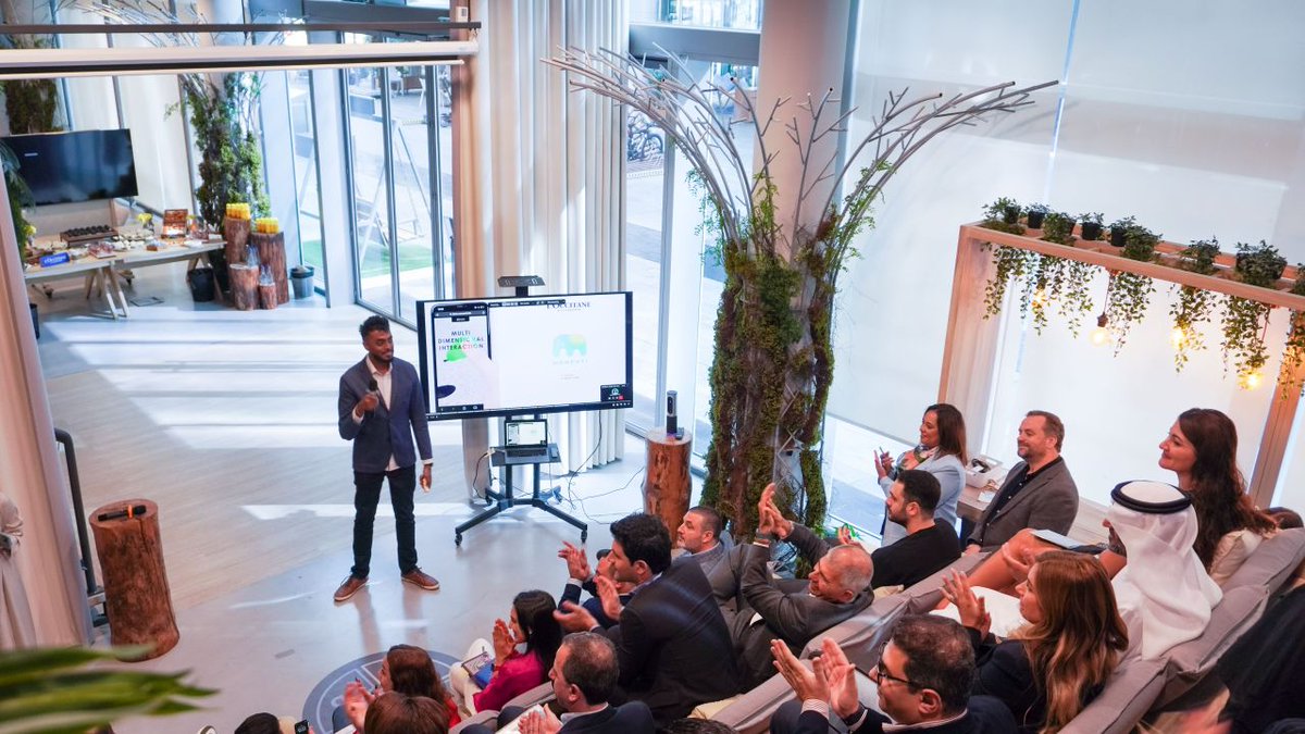 ChalhoubGreenhs's tweet photo. We had an inspiring last week launching the L'Occitane Accelerator Program powered by The Greenhouse 🚀 through its Intro Day inviting the key stakeholders of the @ChalhoubGroup along with the four selected #startups who made their way to #Dubai coming from around the world! https://t.co/Pefdd4xgOK