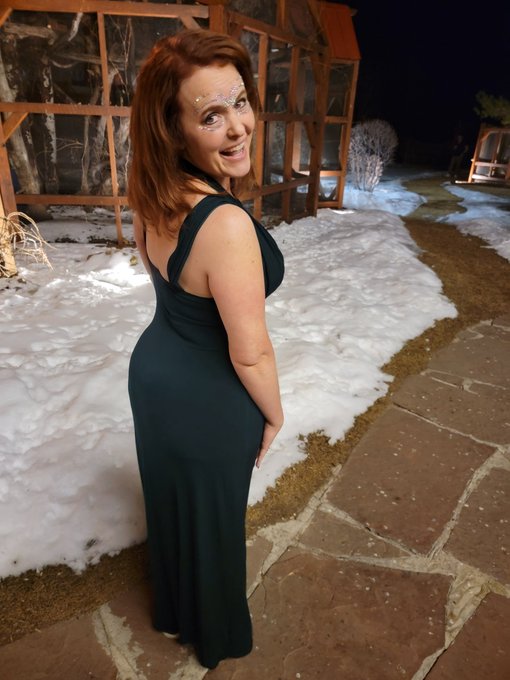I straightened my hair for the first time in 4 years for the Masquerade Ball. I had a great night.  #redhead<a href="/tag/redhead"class="tags"><span>#redhead</span></a><a href="/tag/masquerade"class="tags"><span>#masquerade</span></a><a href="/tag/denvergirls"class="tags"><span>#denvergirls</span></a>