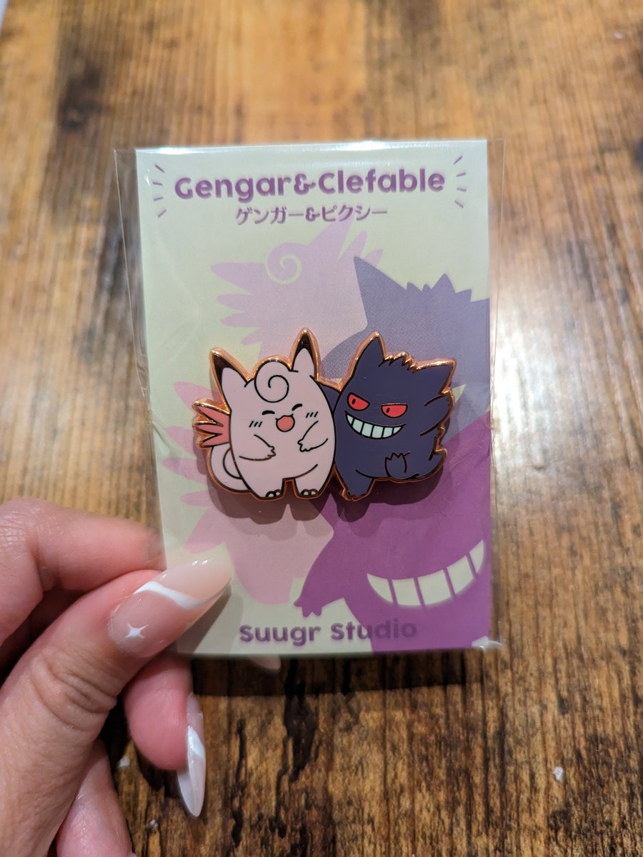 I squealed when I took out this Gengar &amp; Clefable pin from the package 😭 Thank you <a href="/KiteAegis/">Kite 💖🛡 Defender of All Vtubers 🛡💖</a> for gifting me this from my Throne 💜