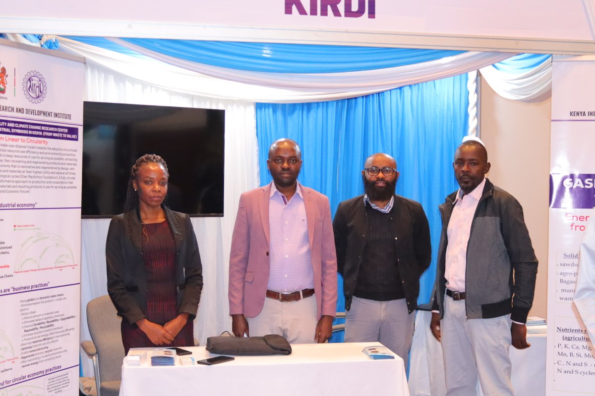 kirdi_kenya's tweet photo. Join KIRDI at the Kenya Loop Forum a first-of-its-kind exhibition happening now (20.02.2023) at Radission Blu Hotel Upper Hill. Opportunities in Circular Economy and waste Management will be discussed. #KenyaLoopForum #CircularEconomy @njogu_joyce @IndustryKE https://t.co/Q92ovSuiXv
