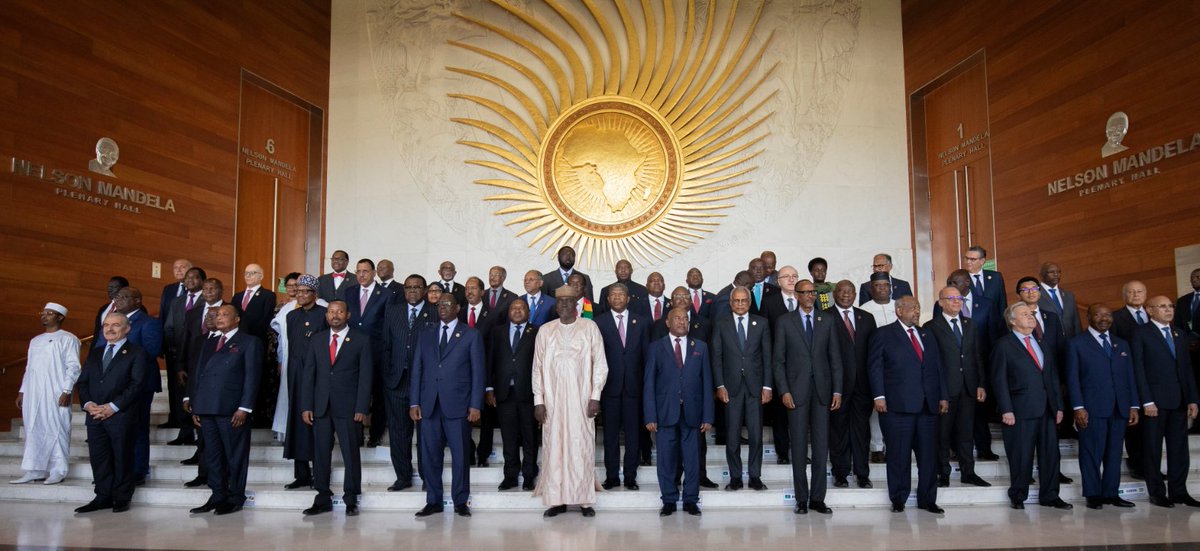 hawelti's tweet photo. Statement by  FM Osman Saleh at 36th AU Summit 

"We cannot but redidicate ourselves... to achieve this momentous &amp; indispensable objective of advancing our interests in rapidly changing global environment full of grave risks and tremendous opportunities"

https://t.co/PtFo6uakEf https://t.co/FRjmIoUFg2