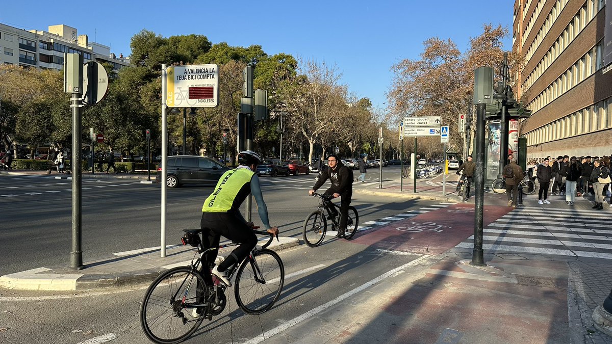 Nerd4Cities's tweet photo. Dear cities, what is preventing you from looking like this https://t.co/hCRUtUoOmu