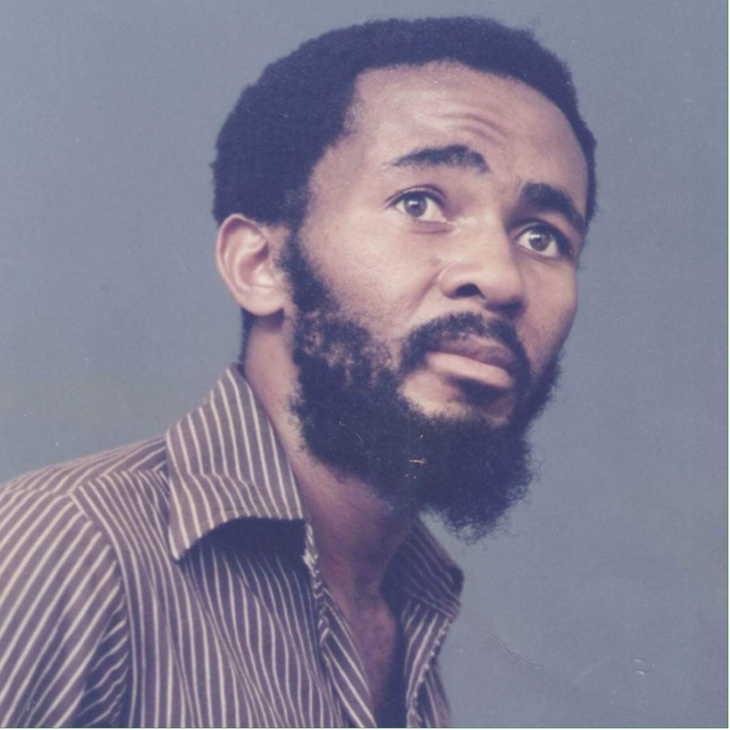 culturereviewed's tweet photo. well, nami angazi, angifuni kuthiwe ngitheni. but what i can say Mzala is that neo-liberal capitalism is running amok and those who are supposed to seriously tamper with capitalist imperialist power relations merely yell in microphones _ well, say "performative rage".
#creview
