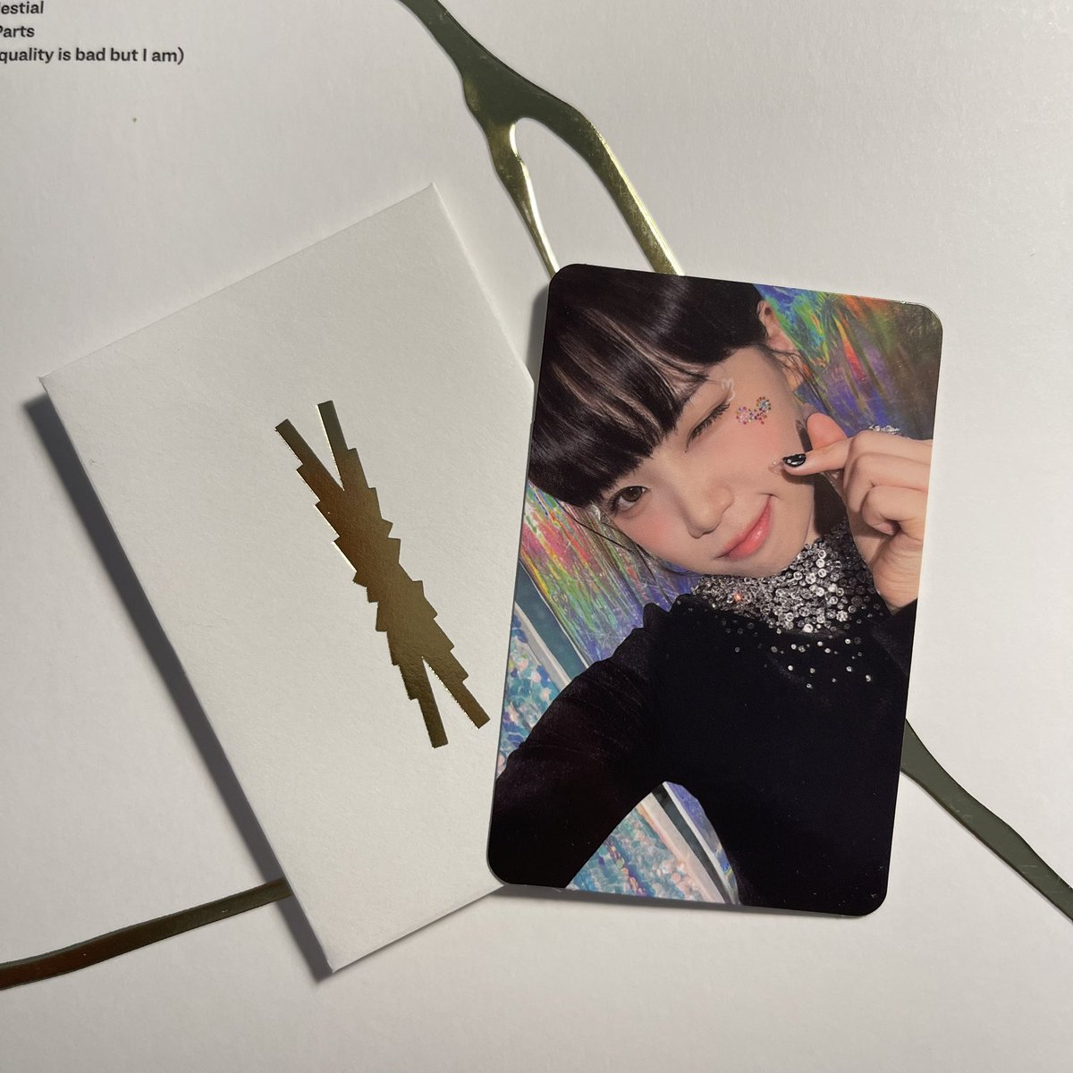 ryddngshn's tweet photo. { wts lfb ph }

chaewon iridescent opal heart pc
350 php

- on hand; fresh pull
- rfs: duplicate pull
- payo/3 days res

reply/dm to claim

💵: bpi/bdo/gcash
🚚: ggx/j&amp;t/lbc

🏷️ le sserafim kim chaewon photocard heart wink https://t.co/VhXn97F5IH