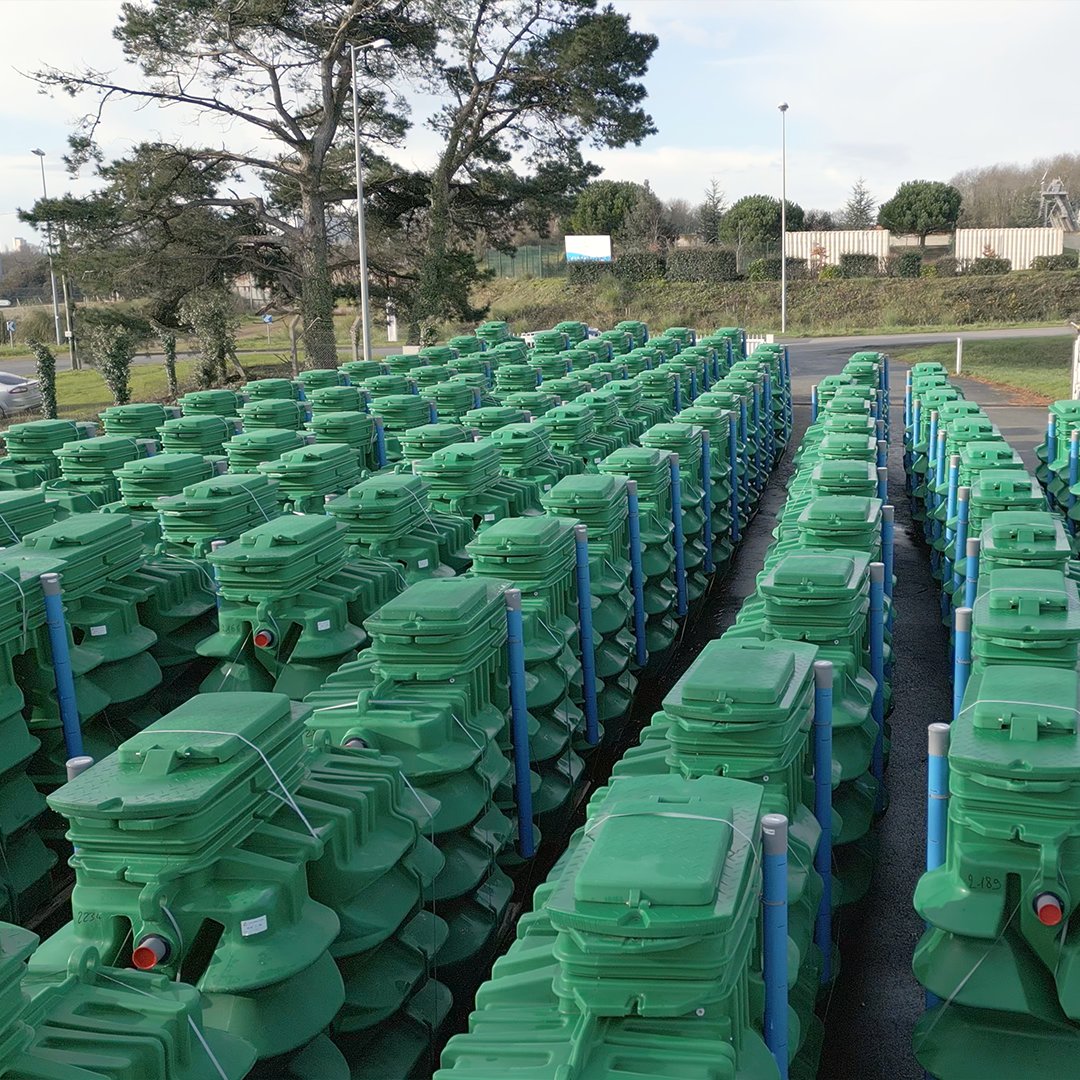 YESSSelectrique's tweet photo. Innoclair, entreprise développant des #microstations d’#assainissement, a fait appel aux équipes #YESSS Electrique et à l’électricien Franck Poirier pour disposer d’un coffret électrique #étanche, essentiel au bon fonctionnement des microstations.
Vidéo : https://t.co/1DRz3r52kZ https://t.co/ynVQrsBd9s