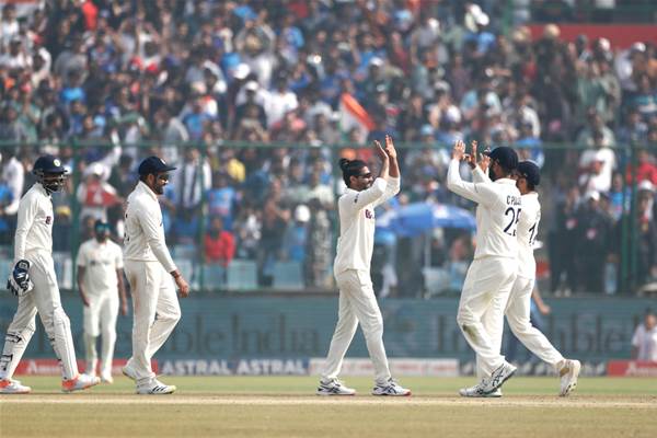 India two up after Australia swept aside insidesport.com.au/news/indiaaust… #cricket