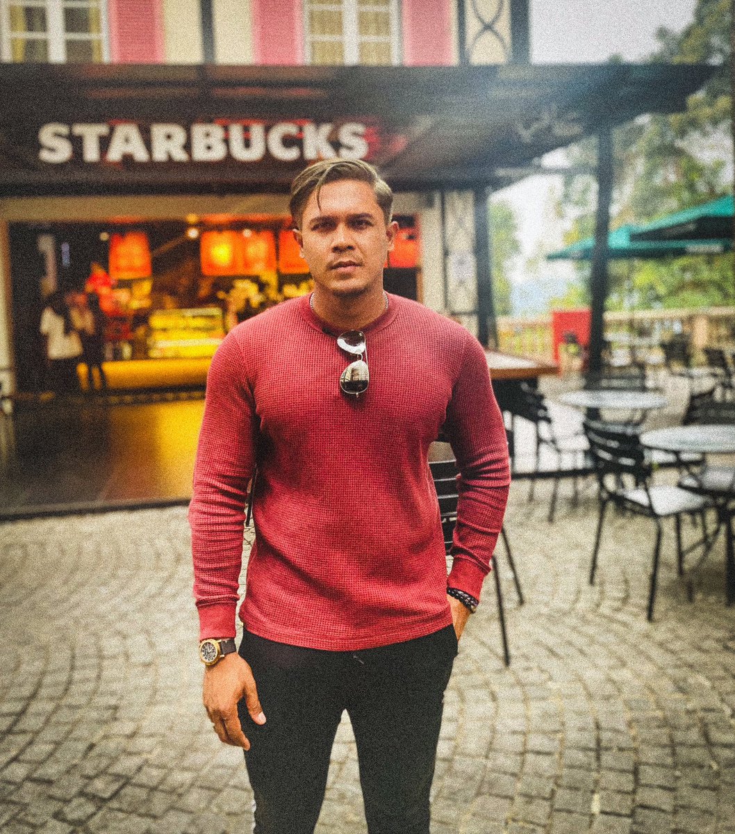 AmeerulAsyraf's tweet photo. Happy Monday Guys❤️‍🔥™️ https://t.co/OgqIUyhS23