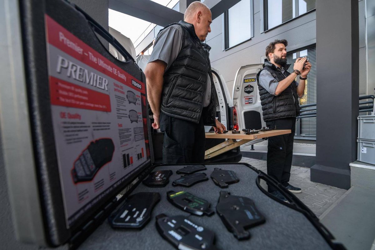 GarageGurus_EU's tweet photo. #GarageGurus has trained 1000s of people in the #aftermarket on the latest #automotive technologies. Check out our #website to see how we could help you: https://t.co/l7nhD8VkFZ #mechanic #garages #technicalsupport #MondayMotivation https://t.co/p2kRYKYCBv