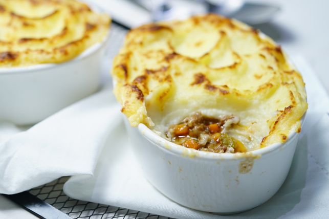 EnjoyLaterLife's tweet image. We know that when evening rolls around, culinary inspiration can sometimes be challenging! When you need an easy dinner recipe you can turn to time and time again, here's 100 healthy, quick &amp;amp; budget-friendly ideas - something for everyone. #EnjoyLaterLife
ow.ly/CrXC50MQB0x