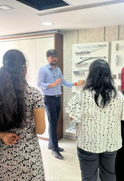 Interior design students of DreamzDesignz got an opportunity to interact with and observe the different hardware for interiors on display at L'atelier Ebco.
#ebco #hardware #interiors  #dreamzdesignzinsititutebangalore   #Dreamzdesignz #Kormangala #bangalore